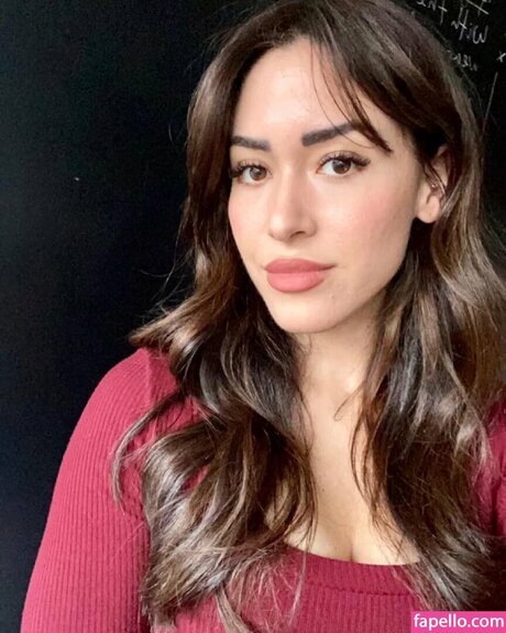 Maricel Freire Hotwife étoile érotique galerie