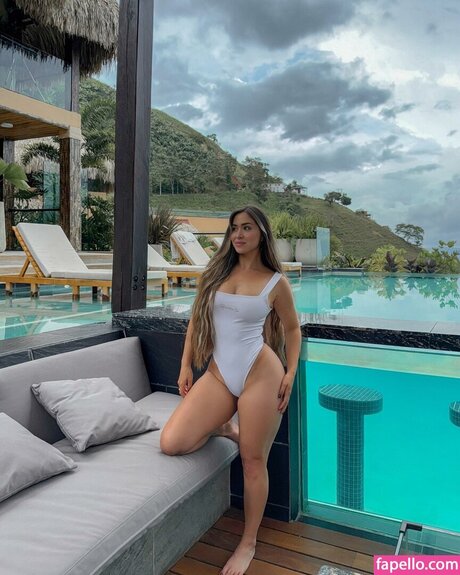 Maricel Freire Hotwife modèle xxx photos