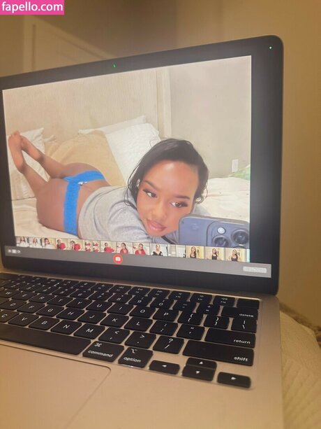 HornAfrica art star du porno archive