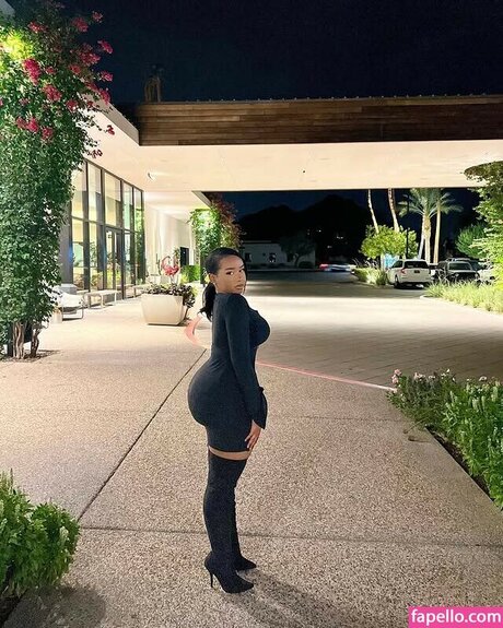 HornAfrica modelo bonita imagen