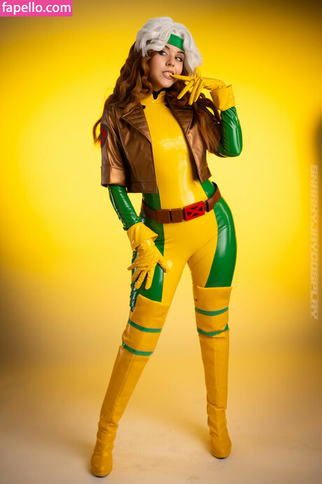 Snarky Jay Cosplay arte modelo imagen