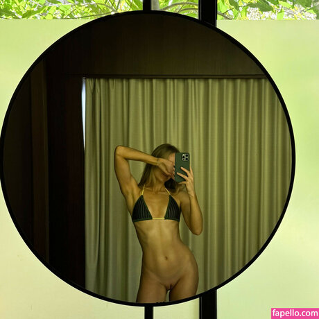 LNL 039 s Social Media Influencer AI Fakes Mega best actress photos
