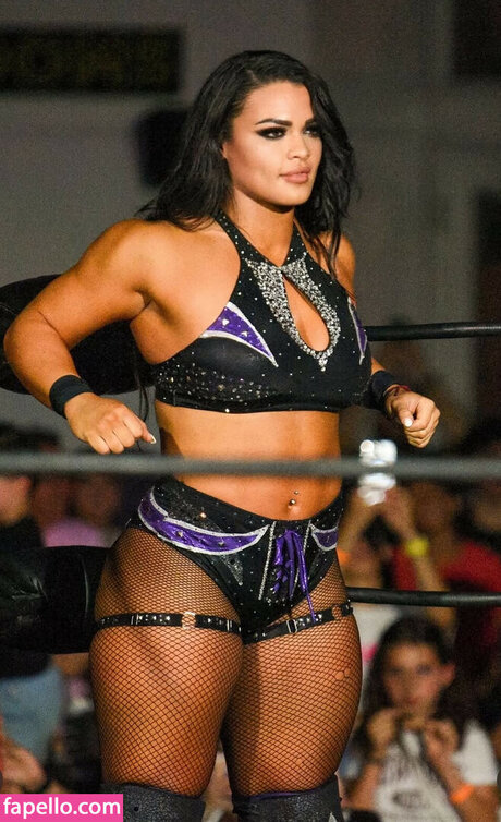 Nikki Blackheart modèle meilleur des photos