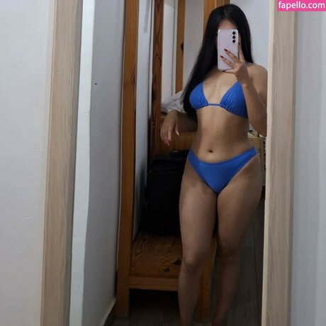 mlx9496 pretty model photo