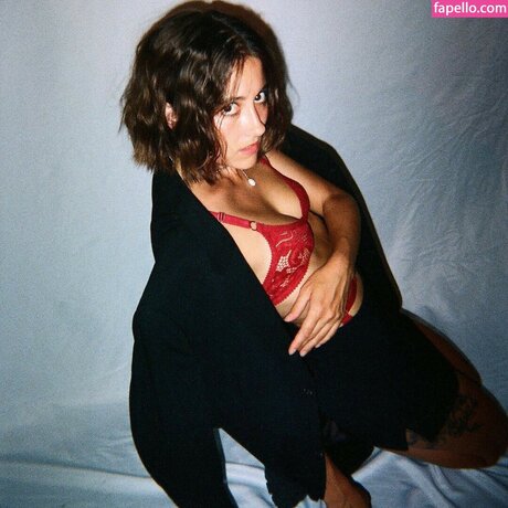 Aidan Noell pornstar naked pic