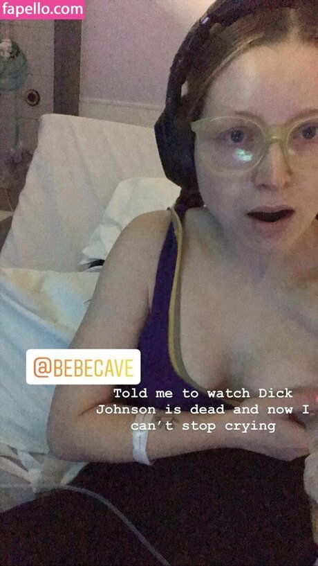 Jessie Cave sexy model img