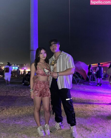 Celia Tran desnudos de estrellas foto