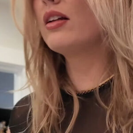 Annalee15 sexy star picture