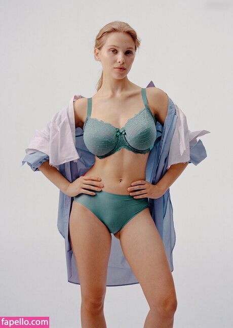 Laura Oganessian star perfect galleries
