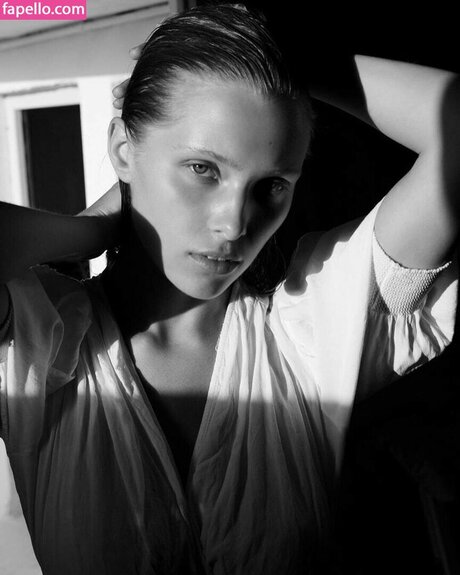 Laura Oganessian actrice parfaite collection