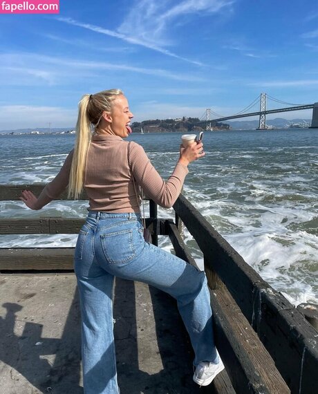 Sophie Cunningham belle étoile photo