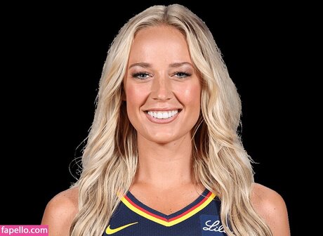 Sophie Cunningham actriz perfecta galería