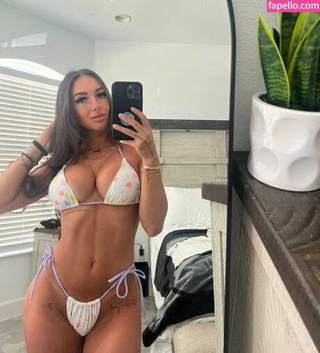 Jjjjennaa modèle porno galeries