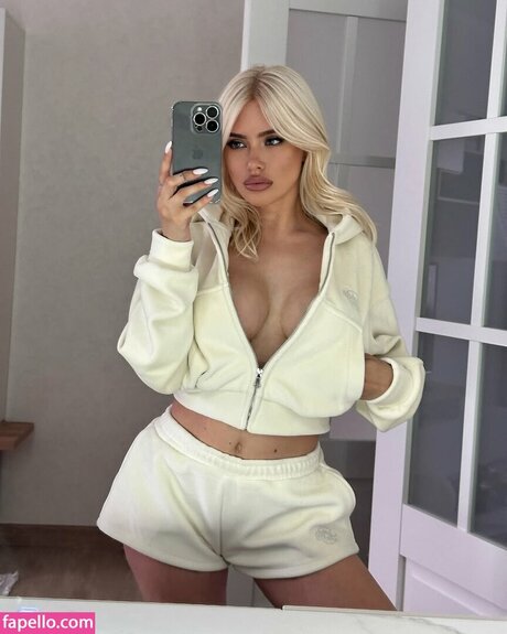 lilyabraun top pornstar picture