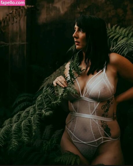 knee deep in life star adult photo
