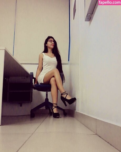 Nicole Dayana modelo hermosa imágenes