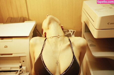 Lera Abova étoile images