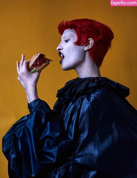 Lera Abova modèle adulte img