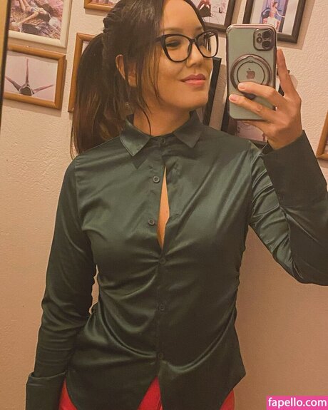 renathashen pornstar naked photos