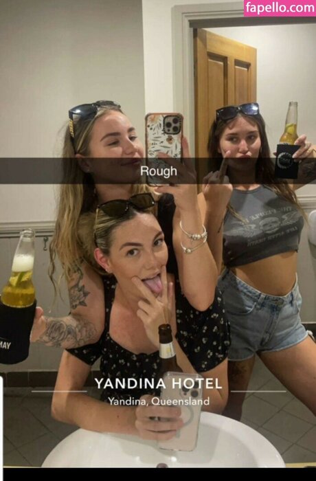 Pearl Farley estrella porno exclusiva galerías