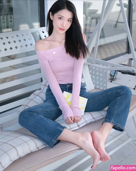 Zhiyunxi3996 star sexy image