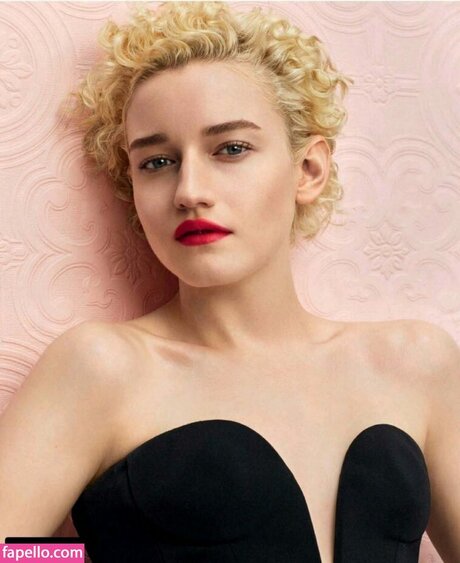 Juliagarner model photo
