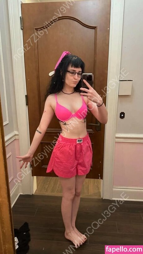 saucysphinx exclusive pornstar photo
