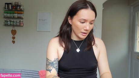 Ébano solo onlyfans sexo exclusivo imagen