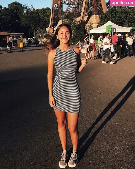 Micaela Caballero actriz libre galerías