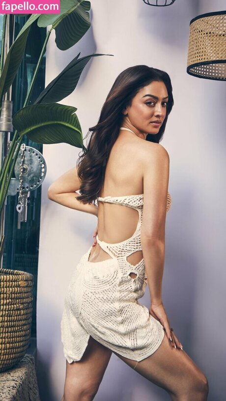 Sandeepa Dhar pornstar sexy pic