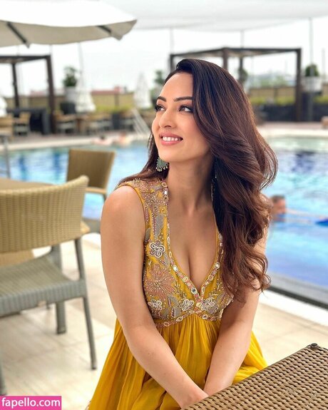 Sandeepa Dhar pornstar exclusive pic