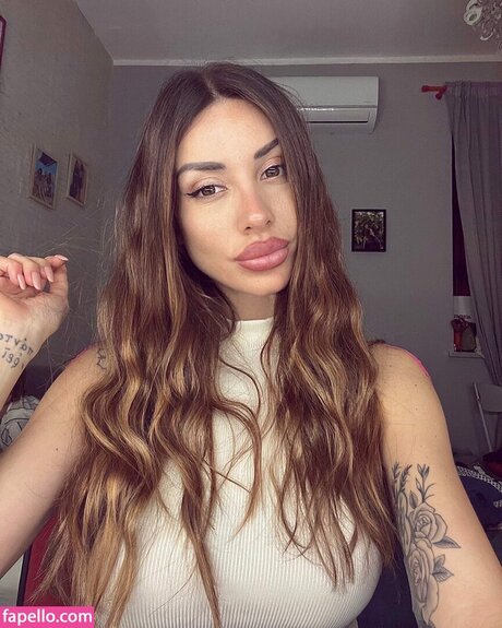 Oriana Tubiolo star du porno xxx photos