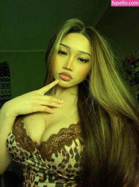 Sin l33 pornstar perfect image