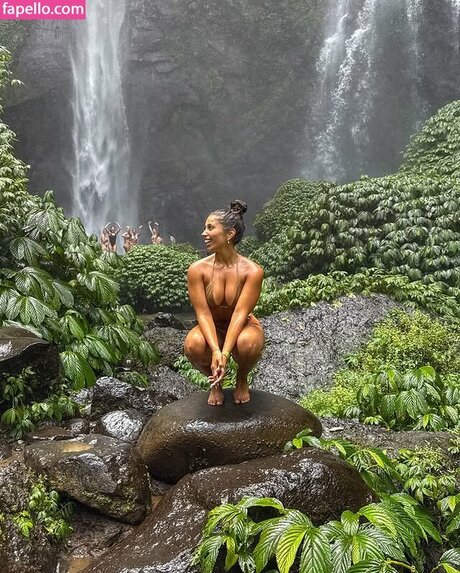 Mimsdaily life estrella caliente archivo