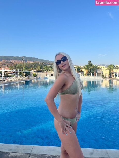 Lexi Booker Miniatura