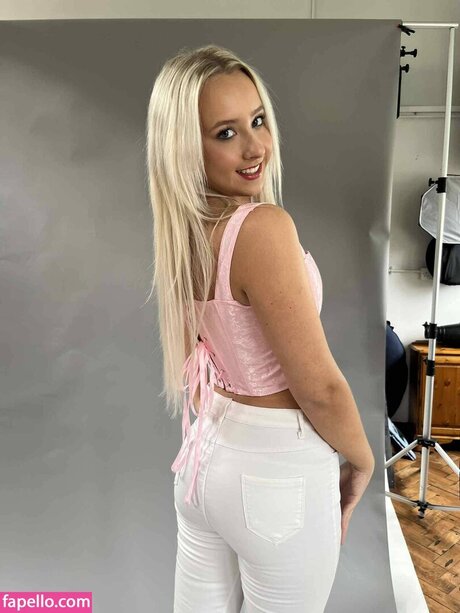 Lexi Booker modèle exclusif collection