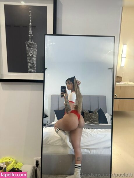 Ally Lotti modelo sexy fotos