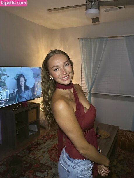 Jamie Gilbert hermosa estrella foto