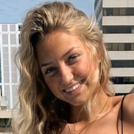 Sydney Thomas actrice libre img