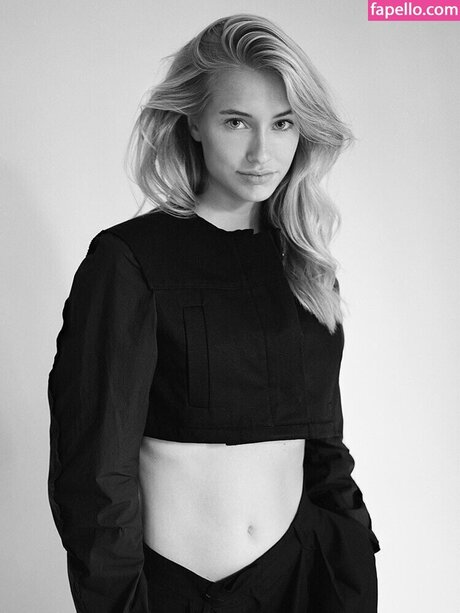 Jisse Gierveld bonita estrella porno imágenes