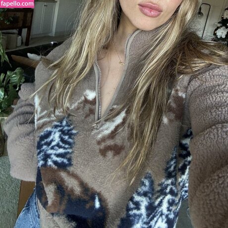 Kaylee Marvin arte estrella porno galerías