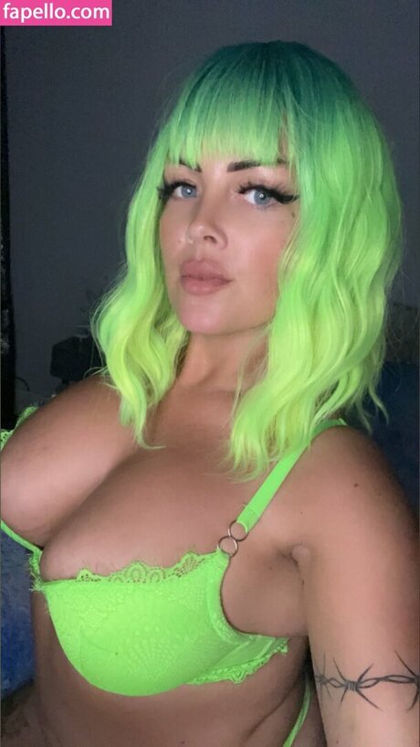 Vicky Lea perfect star images