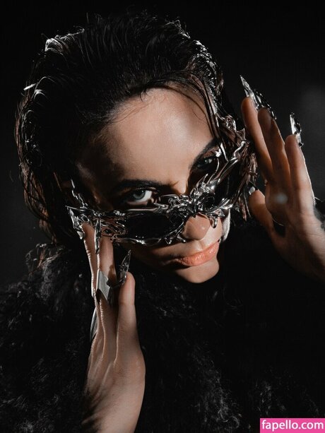 maghla_ actrice nue img