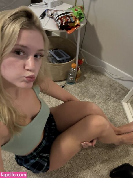 Mads Thompson Maddiiedee estrella erótica galerías