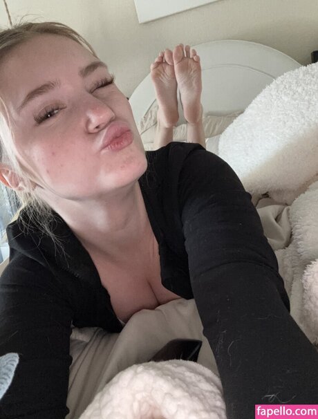 Mads Thompson Maddiiedee beautiful pornstar picture