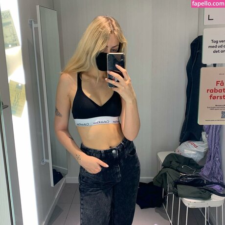 Marie Watson modelo pornografico foto