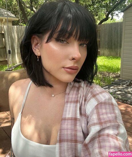 Juliakins xxx actress gallery