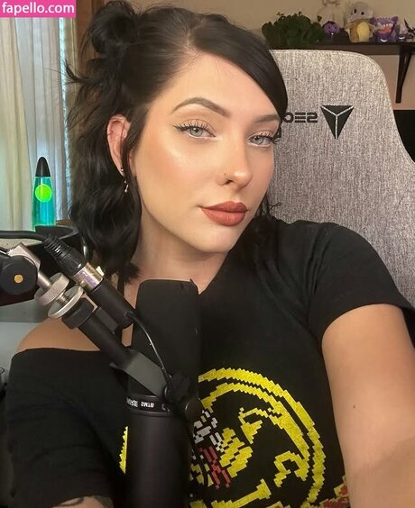 Juliakins art model pictures