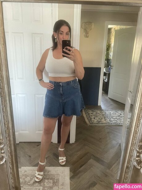 Kate Harrison modèle chaud galerie