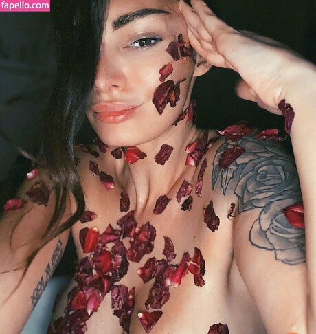Emilie Nef Naf hot pornstar photos